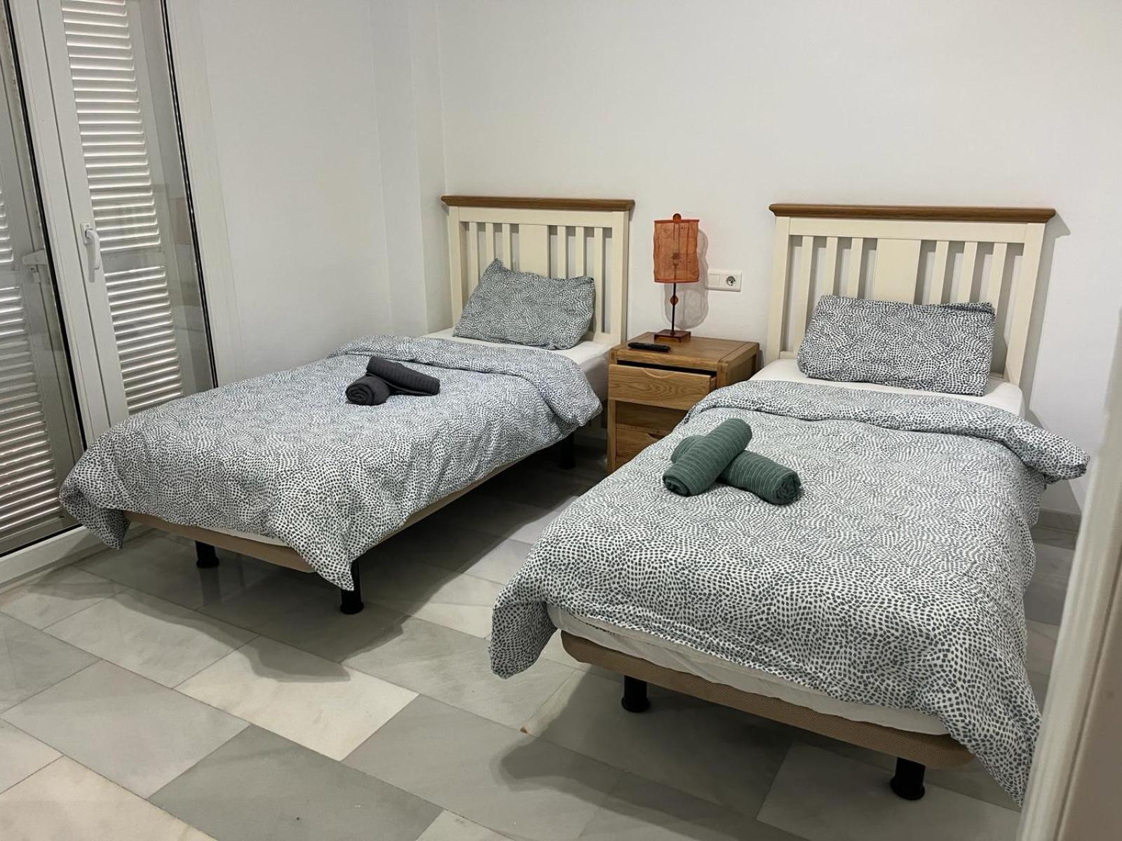 Soas Puerto Banus Playa Rocio Apartment มาร์เบยา ภายนอก รูปภาพ
